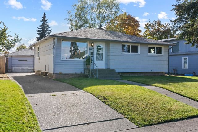 $305,000 | 1722 East Heroy Avenue | Bemiss