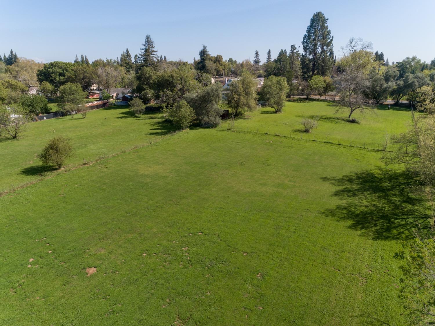 a view of an outdoor space and a yard