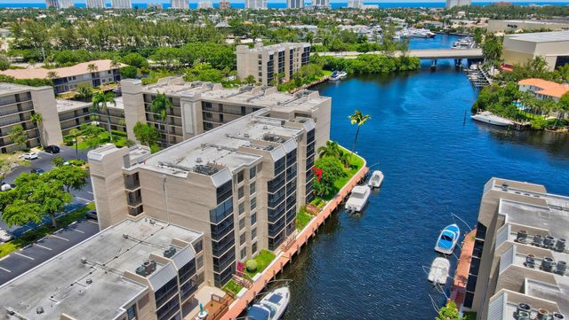 $3,000 | 8 Royal Palm Way, Unit 301 | Southeast Boca Raton