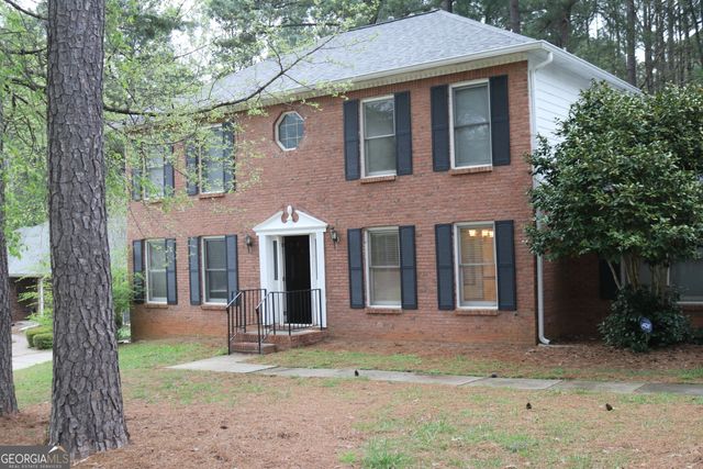 $2,495 | 502 Caxton Court | Peachtree City