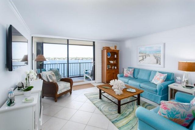 $420,000 | 132 Lakeshore Drive, Unit 617 | Old Port Cove