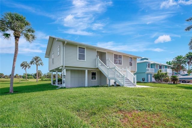 $499,999 | 7674 Caloosa Drive | Pineland