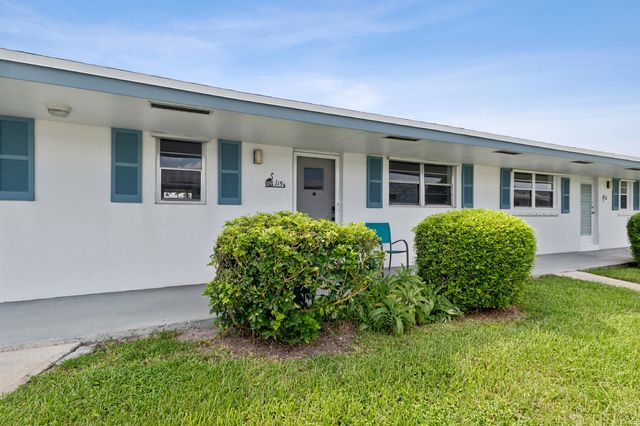 $119,900 | 1119 Lake Terrace, Unit 115 | Leisureville