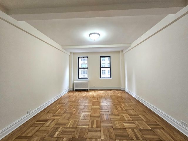 $3,492 | 305 Lexington Avenue, Unit 4B | Murray Hill