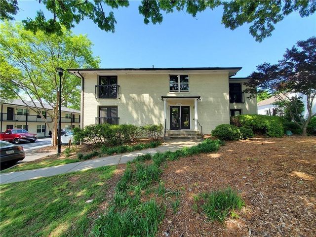 $1,350 | 48 Peachtree Avenue Northeast, Unit 324 | Buckhead Square