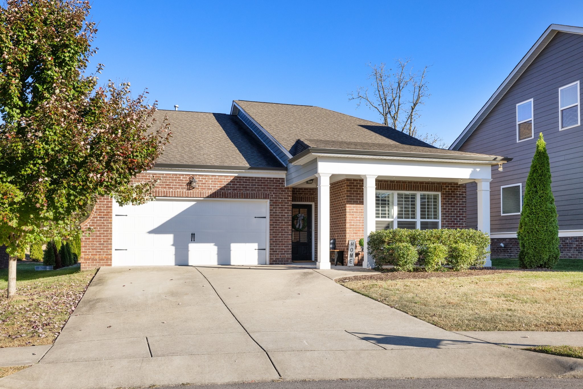 2534 Tapestry Street Thompson s Station TN 37179 Compass