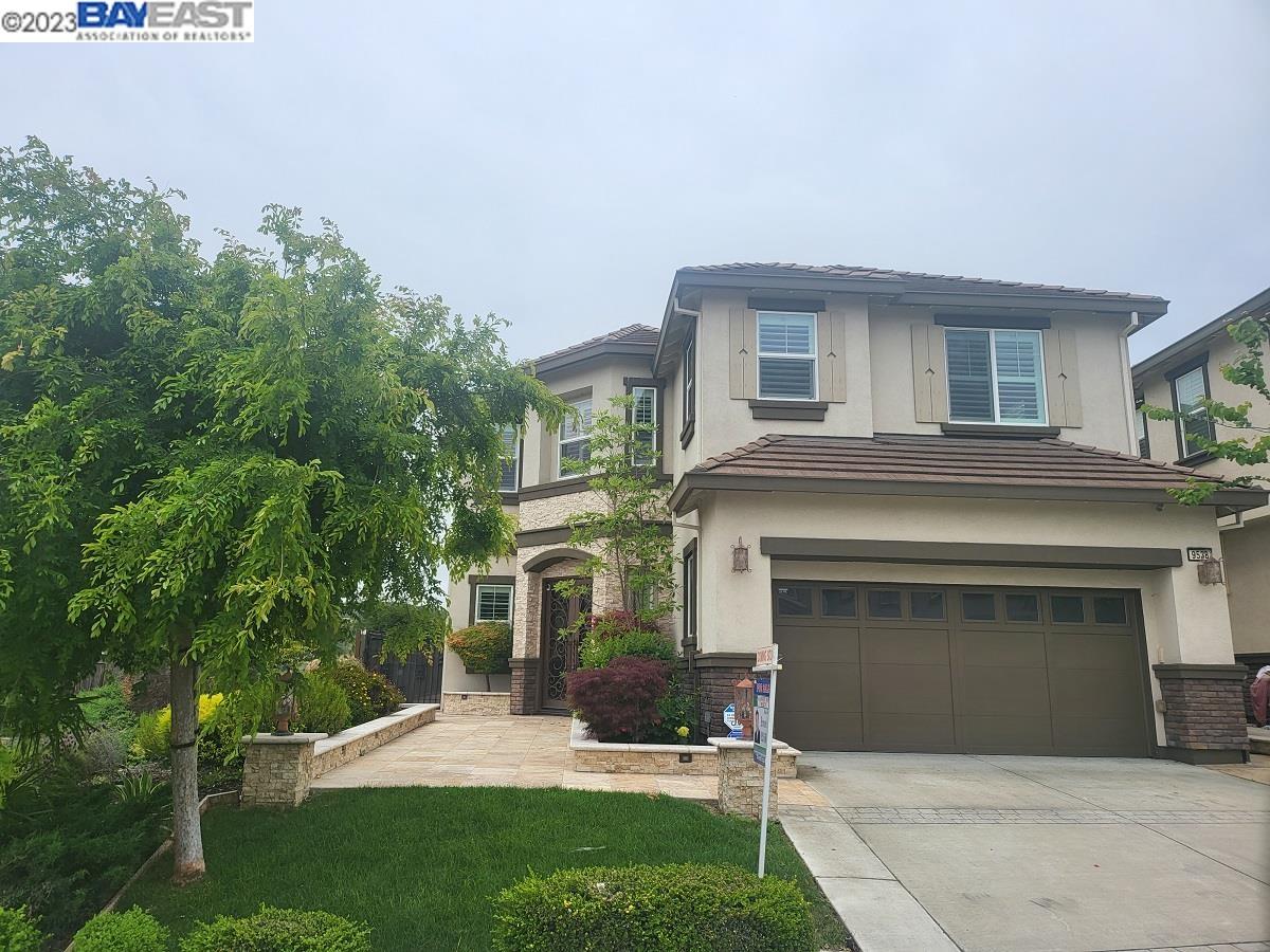 9538 Albert Drive, Dublin, CA 94568 Compass