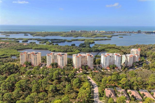 $1,150,000 | 409 North Point Road, Unit 702 | Vamo