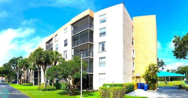 $350,000 | 5260 Northwest 2nd Avenue, Unit 402 | Boca Teeca