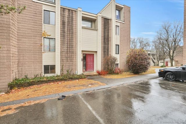 $118,500 | 127 Burgundy Hill Lane, Unit 127 | Middletown