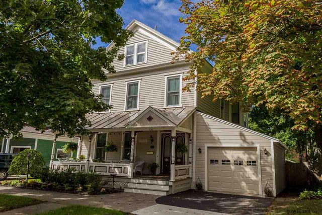 $2,200 | 137 Lake Avenue | East Side Historic District