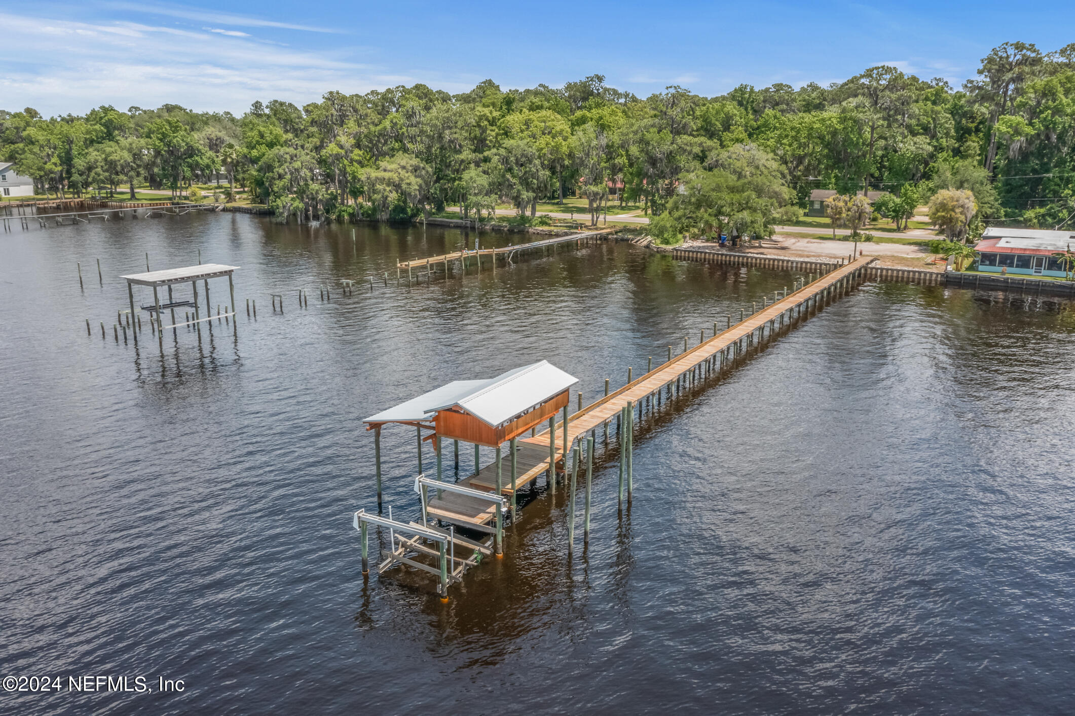 Dock & Boathouse