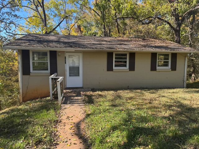 $1,000 | 1002 Oak Street | Martinsville