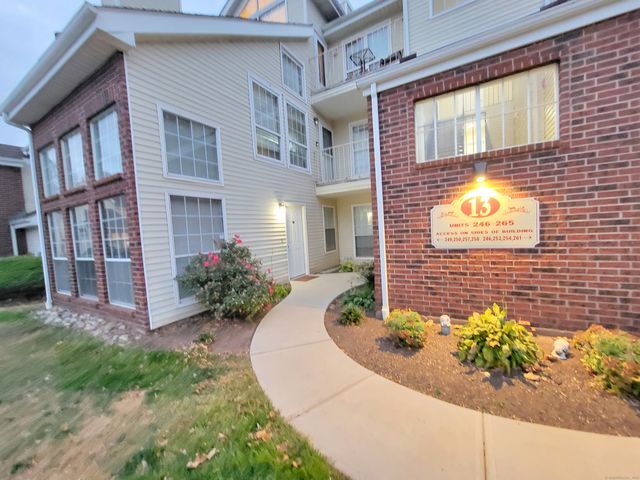 $220,000 | 248 Carriage Crossing Lane, Unit 248 | Middletown