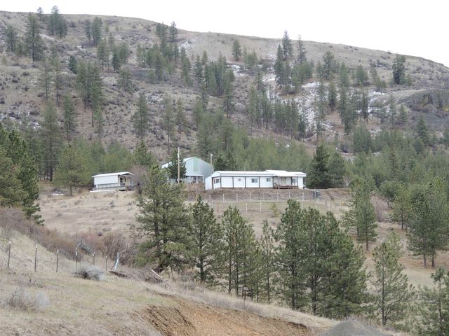 $325,000 | 40555 Miles Creston Road North