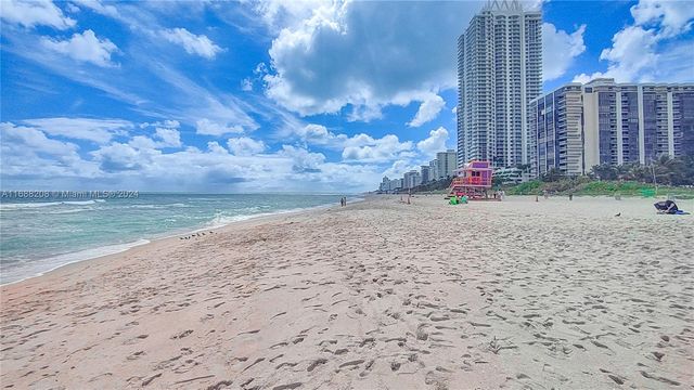 $2,200 | 6498 Collins Avenue, Unit 38 | North Beach