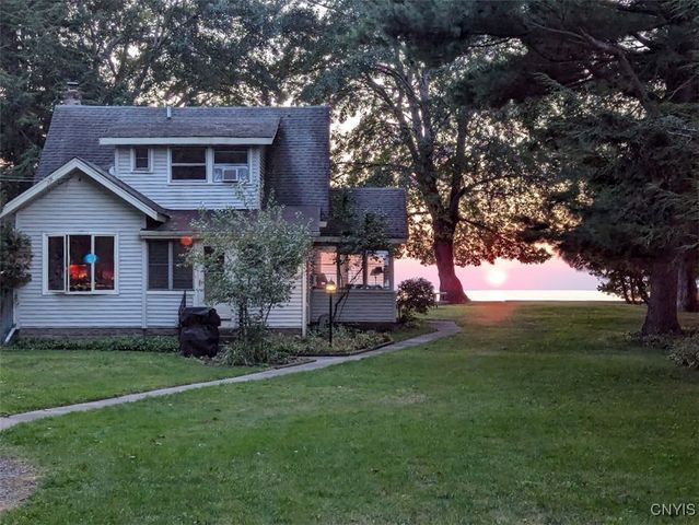 $499,900 | 6697 Lake Shore Road North | Verona