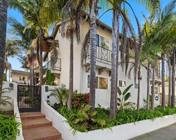 $7,400,000 | 440 Por La Mar Drive | Cabrillo Park