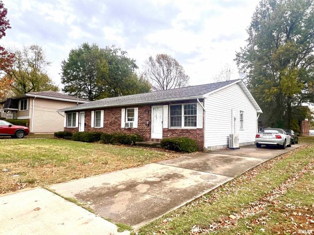 $149,000 | 401 West 9th Street | Johnston City