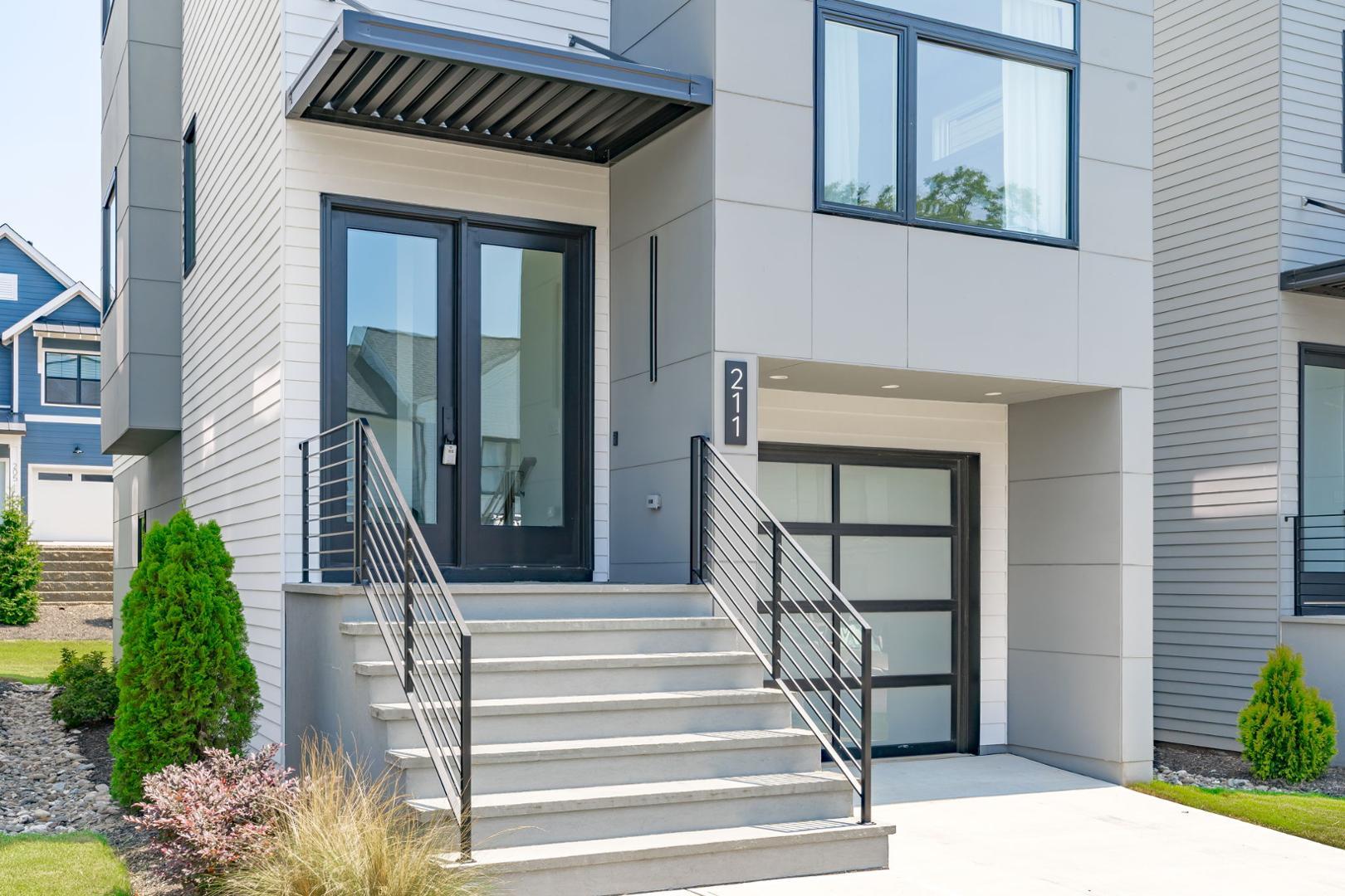 a view of entryway with a front door