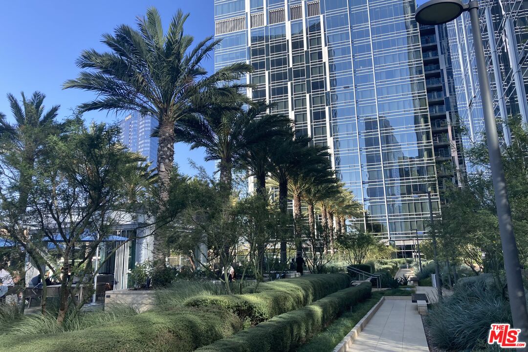 a view of building with outdoor space