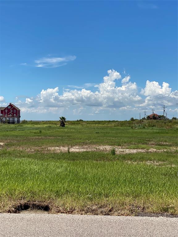 a view of a lake from a yard