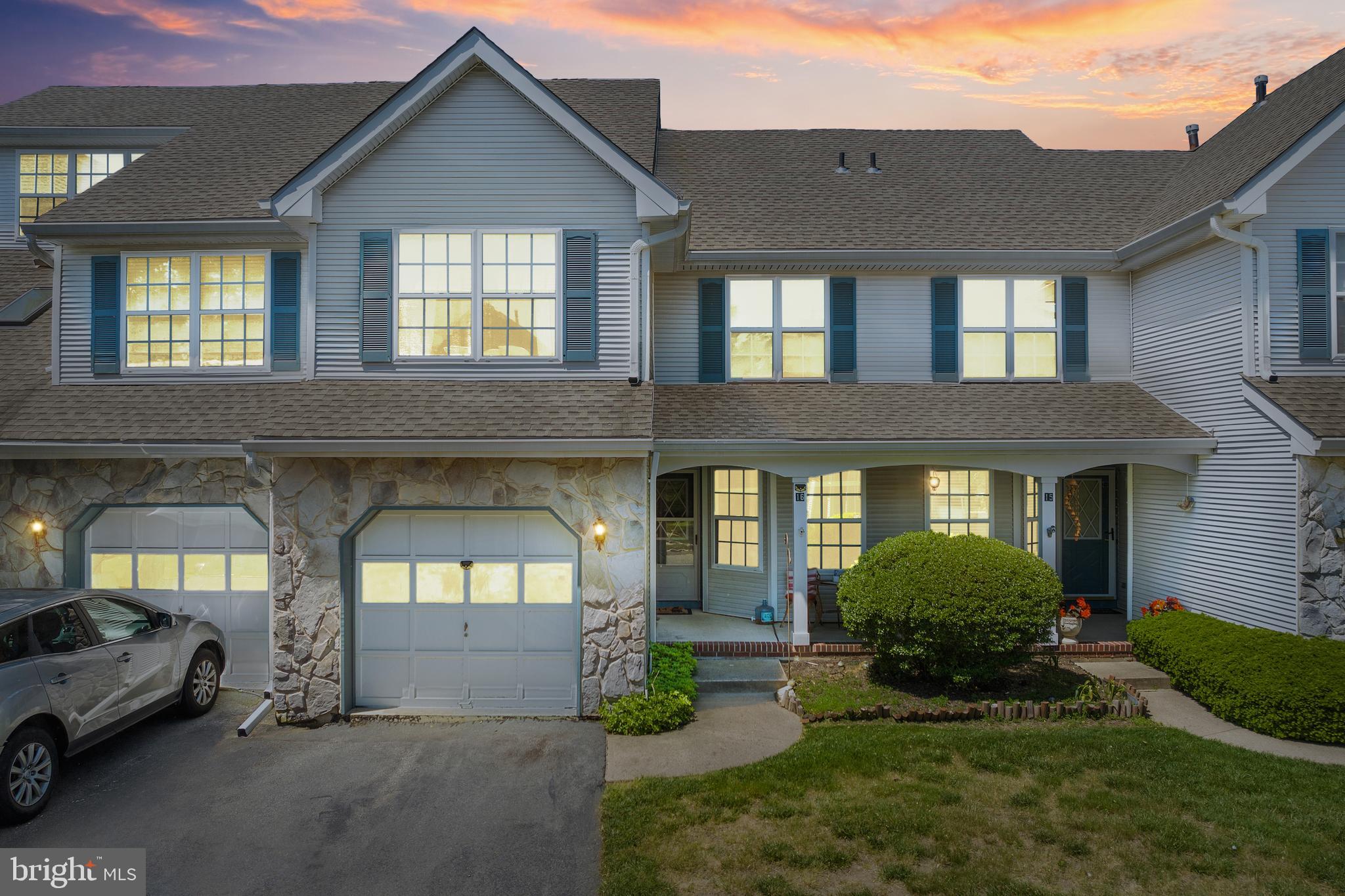 a view of a house with outdoor space