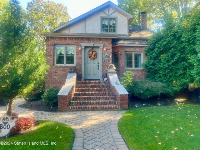 $1,200,000 | 264 Rathbun Avenue | Annadale