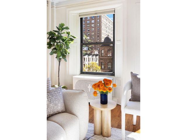 $825,000 | 855 West End Avenue, Unit 5A | Upper West Side