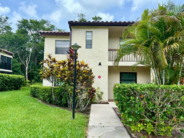 $294,500 | 21728 Arriba Real, Unit 34A | Boca Lago