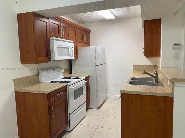 $230,000 | 10441 Southwest 155th Court, Unit 912 | The Hammocks