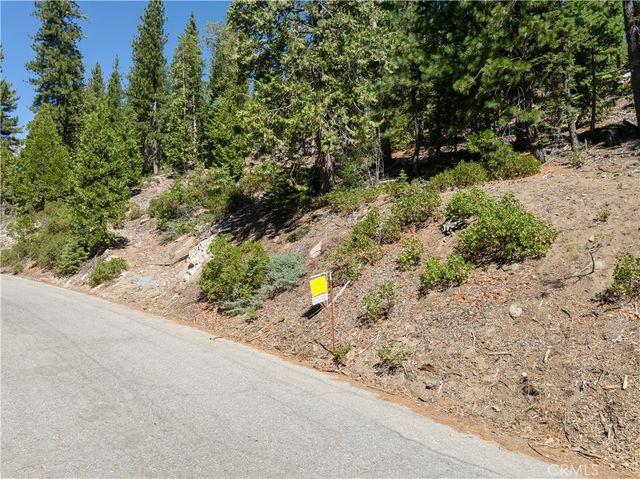 $285,000 | 7474 Henness Ridge Road | Yosemite West