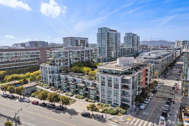 $1,398,000 | 325 China Basin Street, Unit 310 | Mission Bay