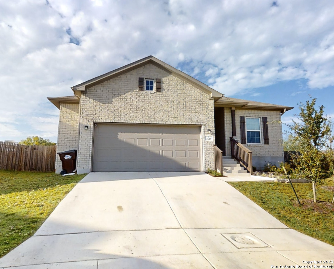 a front view of house with yard