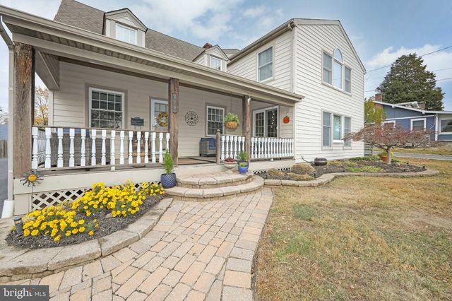 $669,900 | 476 Prospect Road | Springfield