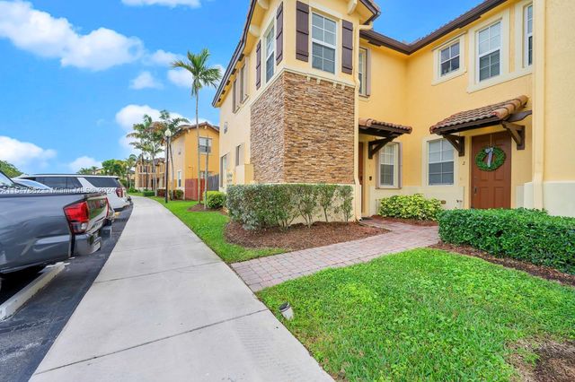 $405,000 | 9247 Southwest 227th Street, Unit 12 | Cutler Bay