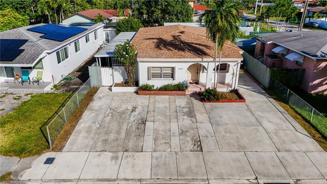 $660,000 | 3041 Southwest 67th Avenue | Coral Terrace