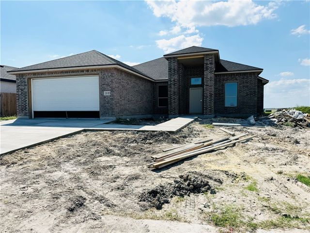 $399,000 | 2137 Spanish Oak Drive | Northwest Corpus Christi