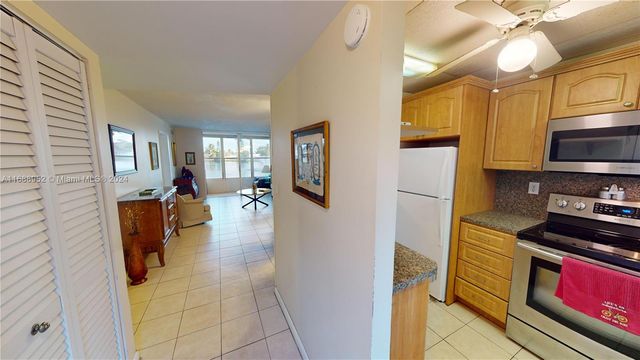 $124,999 | 9440 Sunrise Lakes Boulevard, Unit 103 | Sunrise Lakes