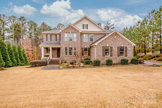 $1,250,000 | 153 Leaning Tower Drive | Bells Crossing