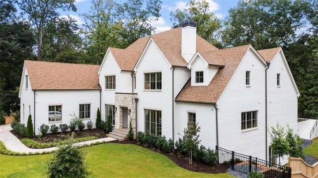 $3,995,000 | 490 Mt Paran Road Northwest | Chastain Park