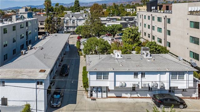 $4,695,000 | 10814 Blix Street | Toluca Lake