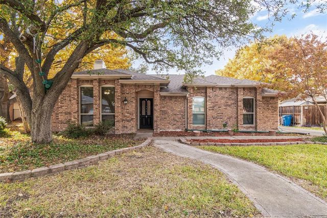 $460,000 | 417 Cozby Avenue | Coppell