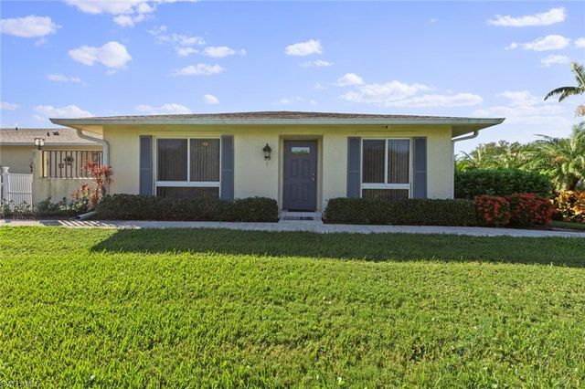 $259,900 | 39 Glades Boulevard, Unit 1 | East Naples