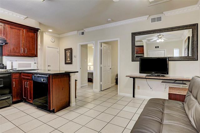 $1,688 | 6468 Corporate Drive, Unit 2188 | Sharpstown