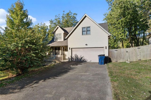 $233,500 | 207 Oaklane Drive | Cape Girardeau Township - Cape Girardeau County