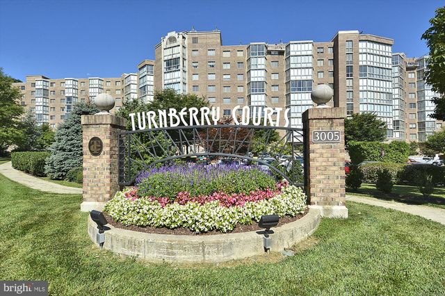 $425,000 | 3005 South Leisure World Boulevard, Unit 421 | Turnberry Courts