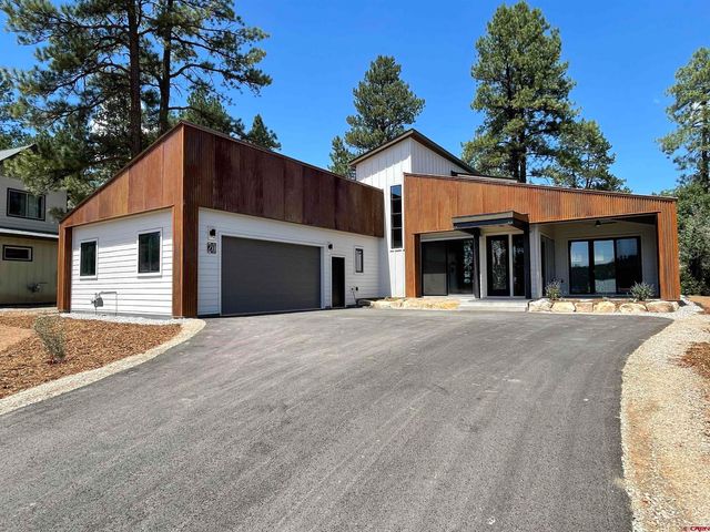 $999,000 | 20 Hay Barn Road