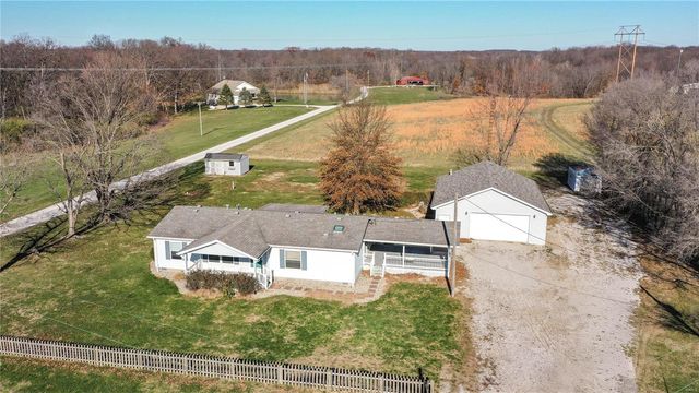 $128,000 | 14430 Spillway Road | South Otter Township - Macoupin County