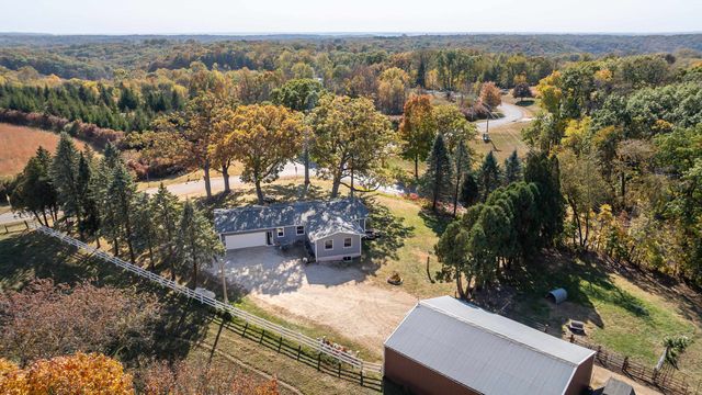 $489,900 | 3278 South Rocky Hill Road | Rice Township - Jo Daviess County